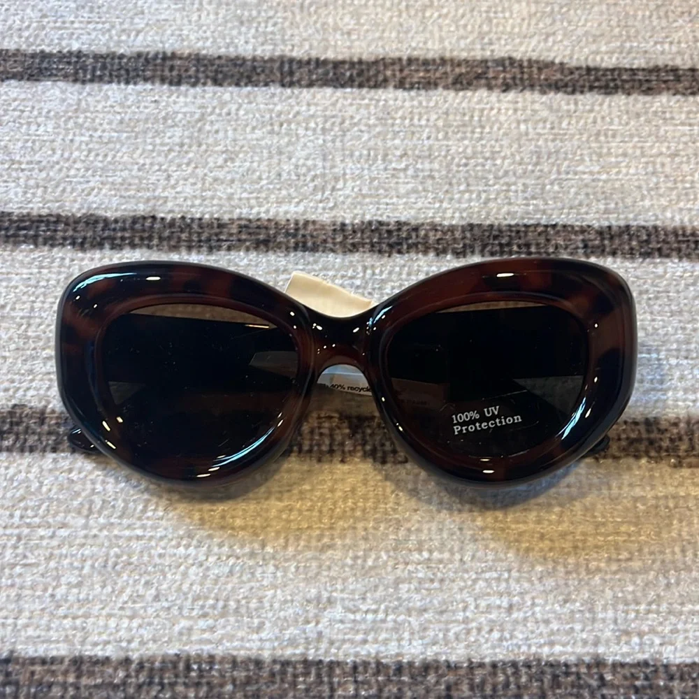 Target sunglasses - Picture 1 of 1